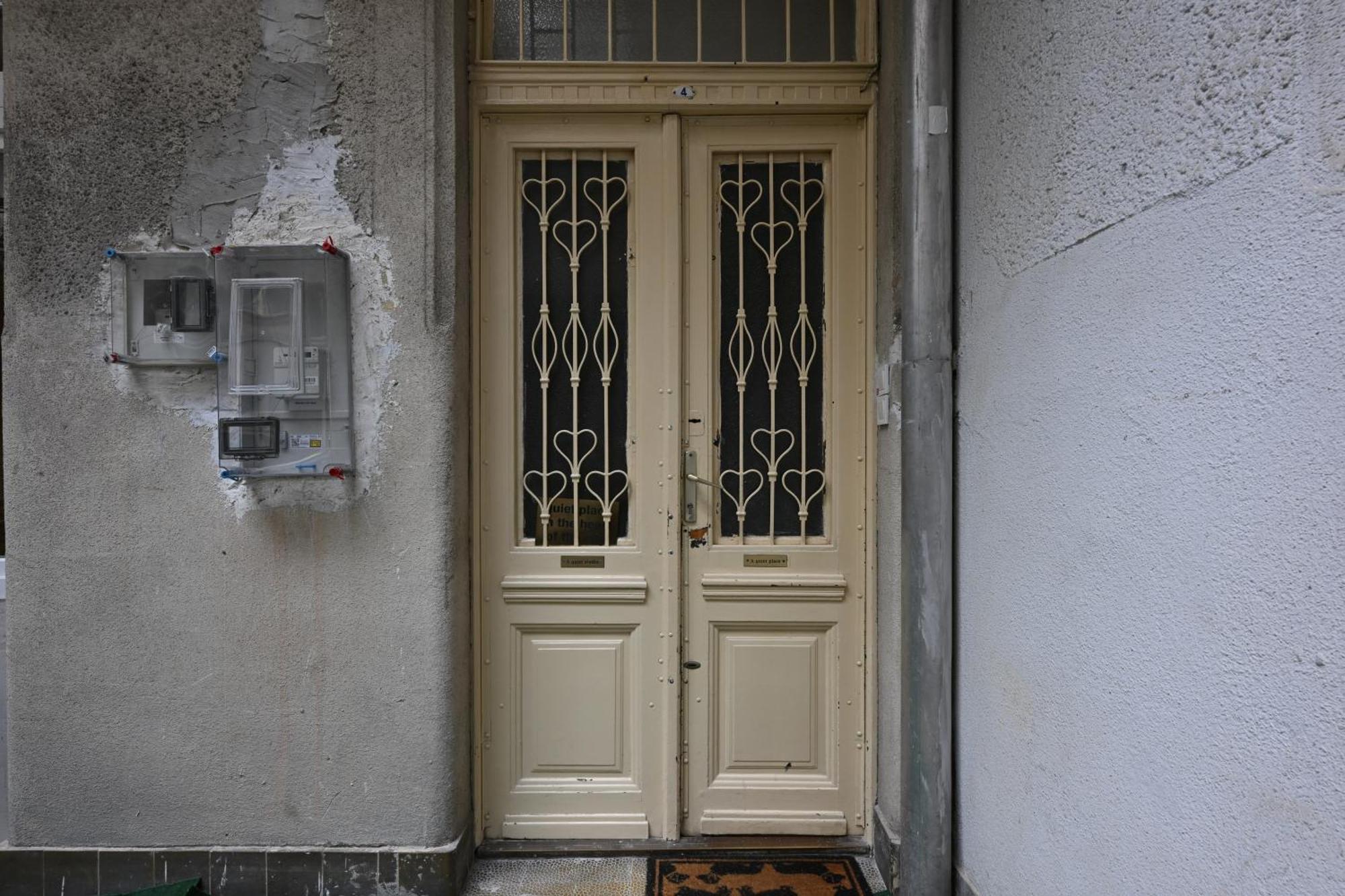 A Quiet Place In The Heart Of The City, Budapest
